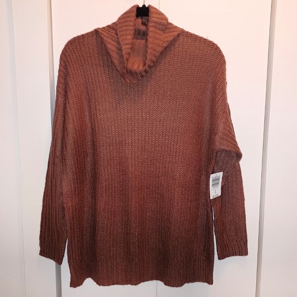 NWT Torrid Size 0X (L or 12) Walnut Turtleneck Pullover Sweater - Picture 4 of 5